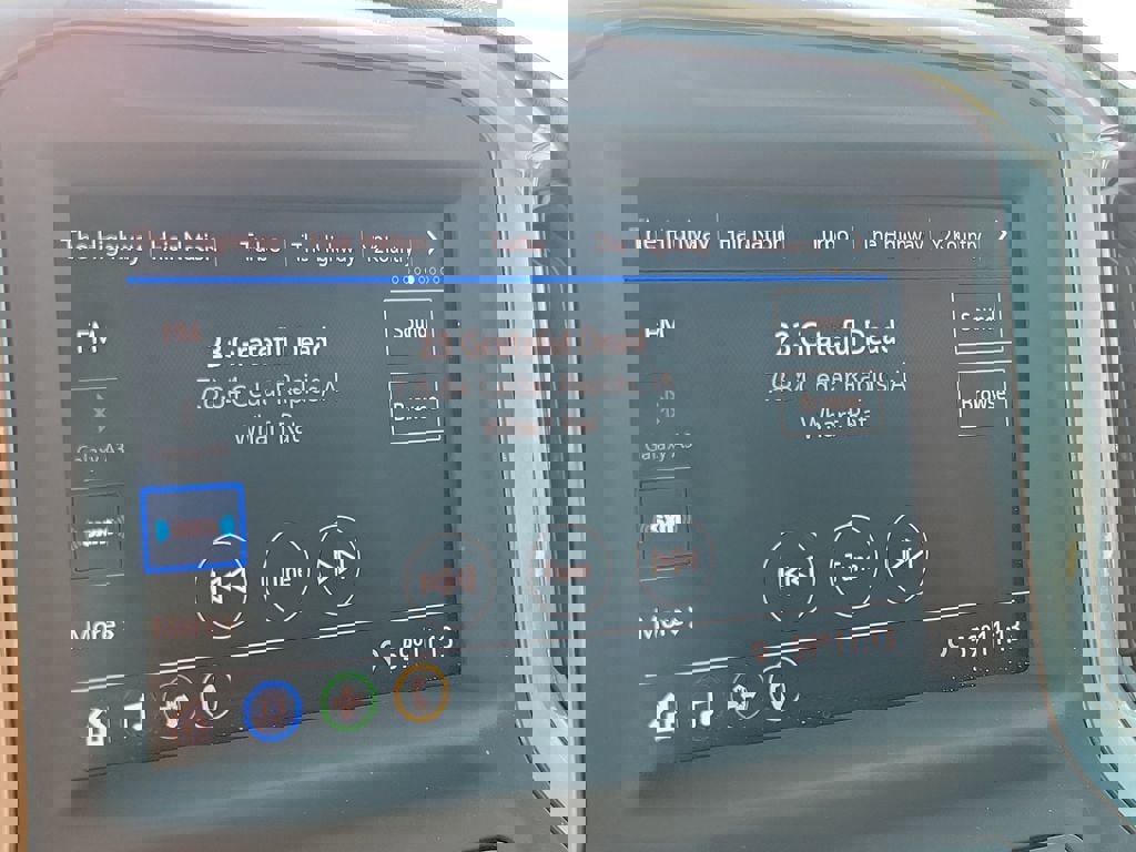 Certified 2020 Chevrolet Silverado 1500 Custom w/ Custom Value Package image 24