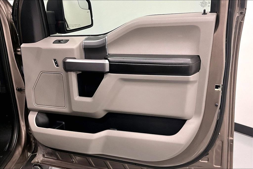 Used 2019 Ford F150 XLT w/ Equipment Group 302A Luxury image 17