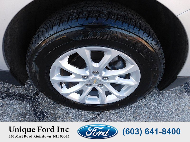 Used 2020 Chevrolet Equinox LT w/ Driver Convenience Package image 10