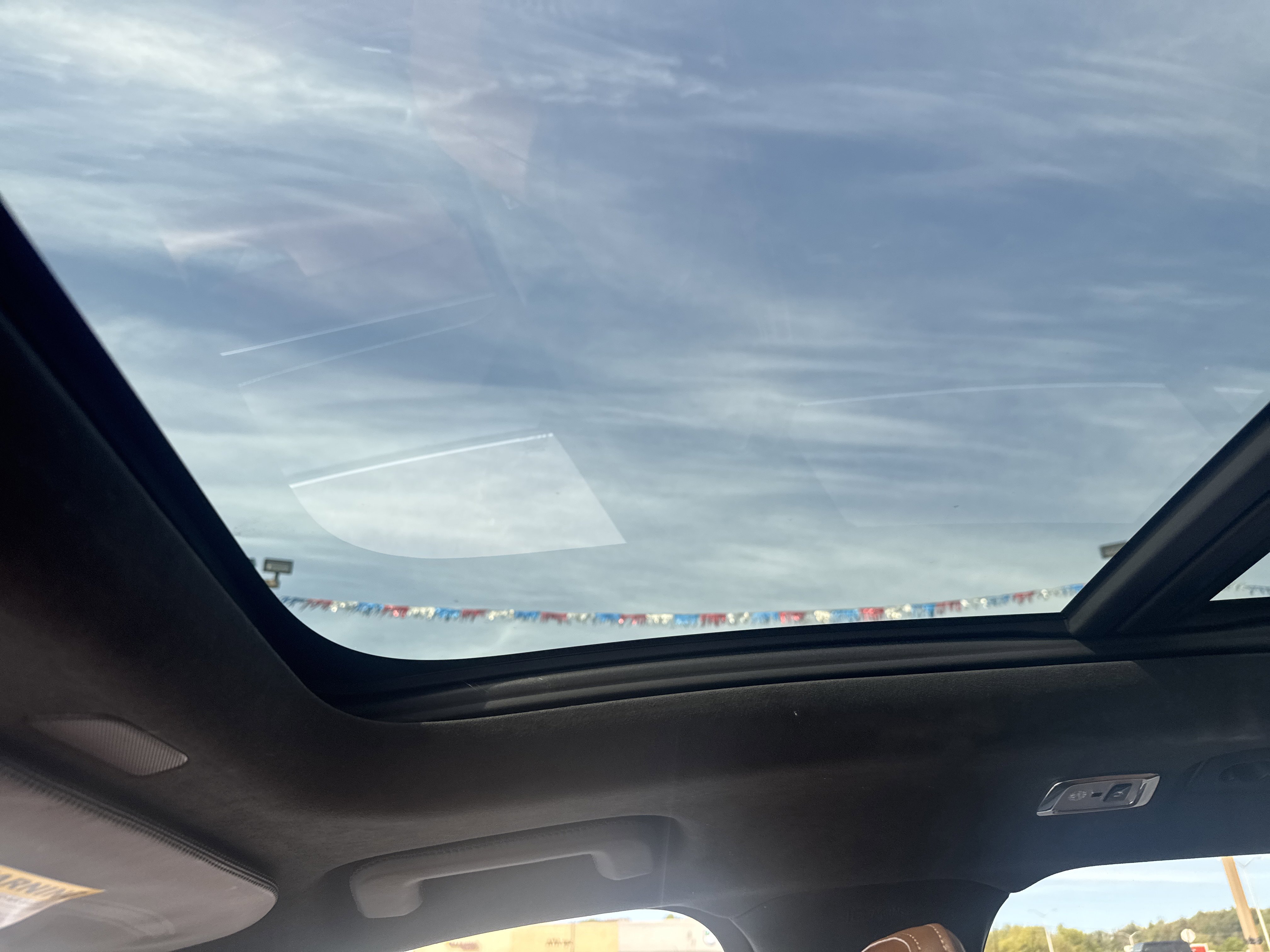 Used 2022 Volvo XC90 T8 Inscription image 28