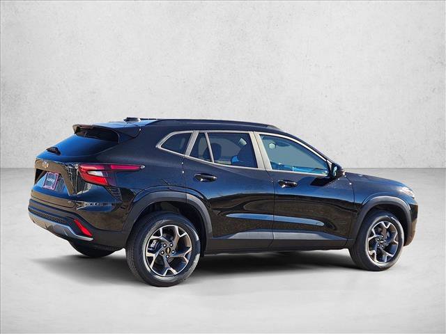 New 2026 Chevrolet Trax LT w/ LT Convenience Package image 2