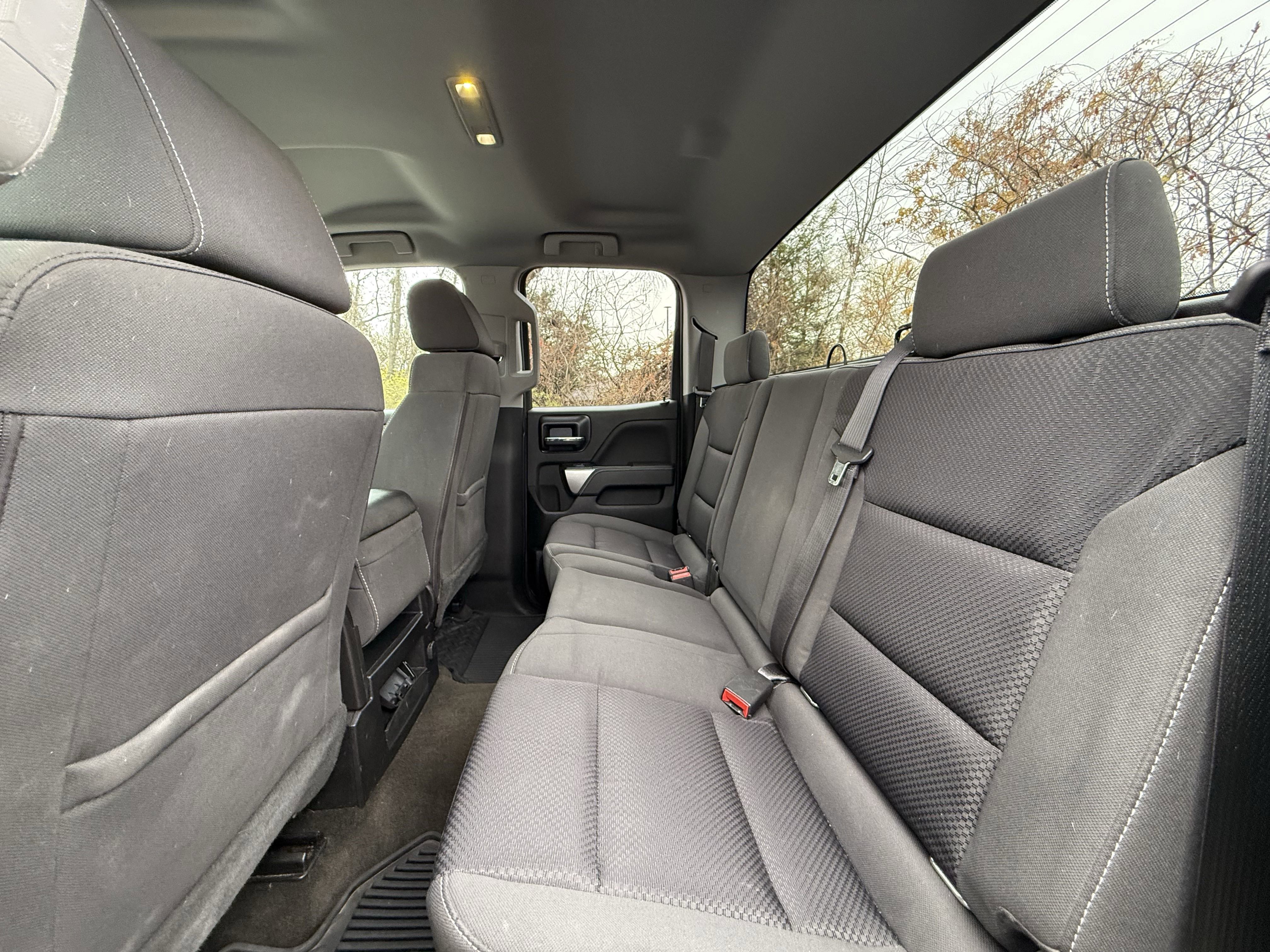 Used 2018 Chevrolet Silverado 1500 LT w/ All Star Edition image 27