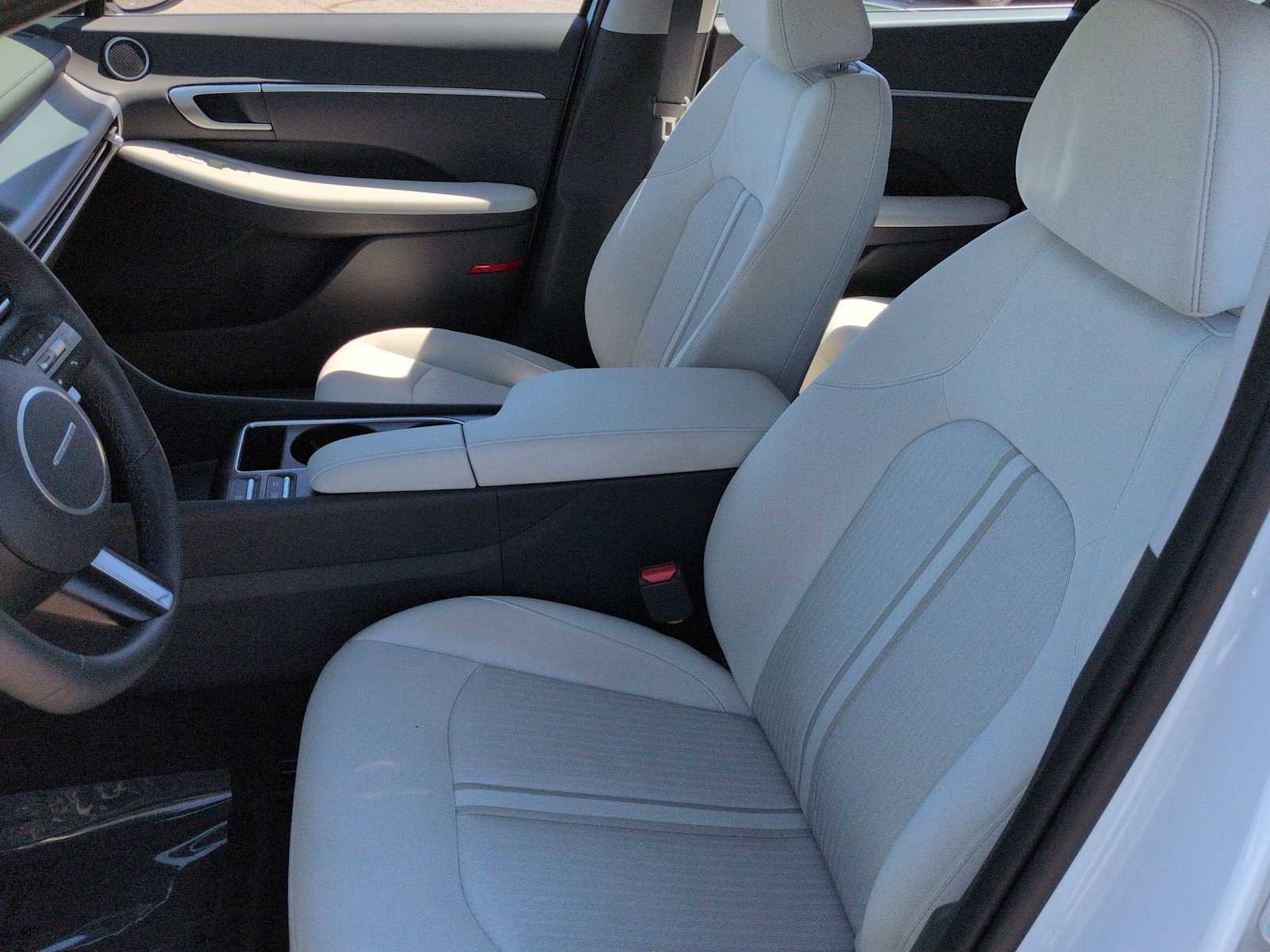 New 2026 Hyundai Sonata SEL FWD image 16