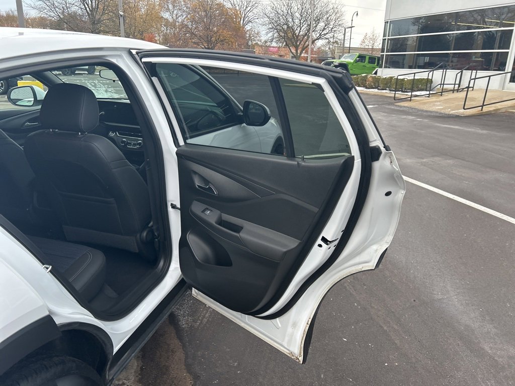 Used 2024 Buick Envista Preferred w/ Convenience I Package image 19