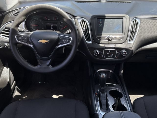Used 2018 Chevrolet Malibu LT FWD image 9