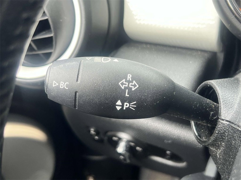 Used 2017 MINI Cooper S image 21