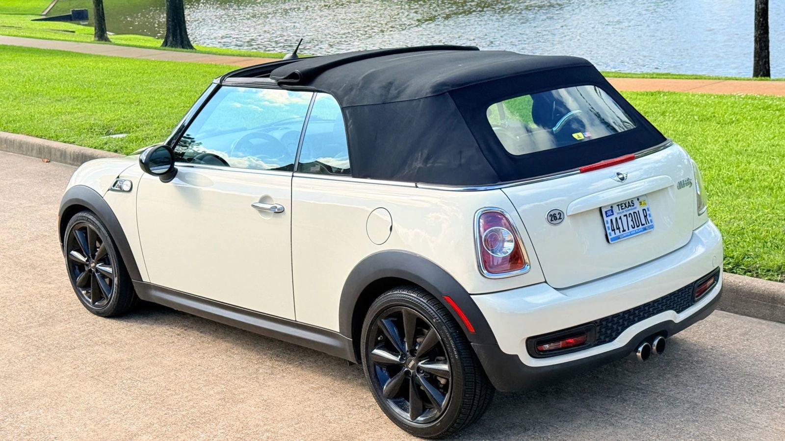 Used 2013 MINI Cooper S FWD image 19
