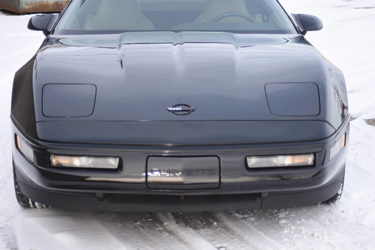 Used 1994 Chevrolet Corvette Convertible image 6