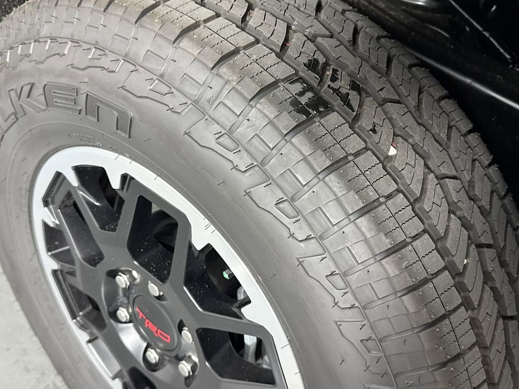 New 2025 Toyota Tacoma TRD Off-Road image 30