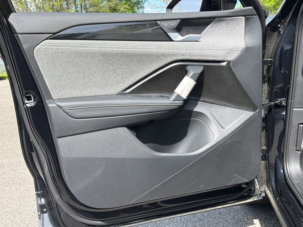 New 2026 Volkswagen Tiguan S AWD/4WD image 12