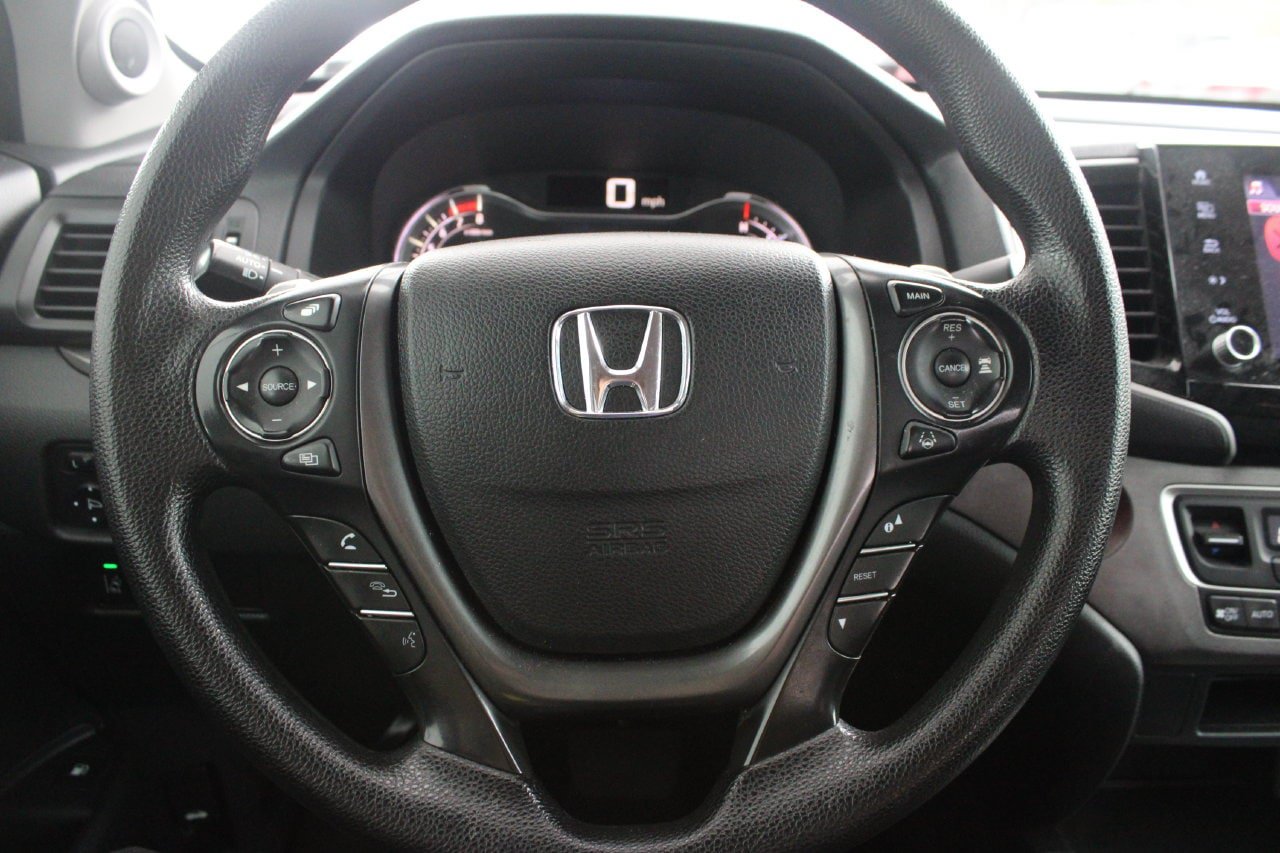 Used 2023 Honda Ridgeline Sport image 14