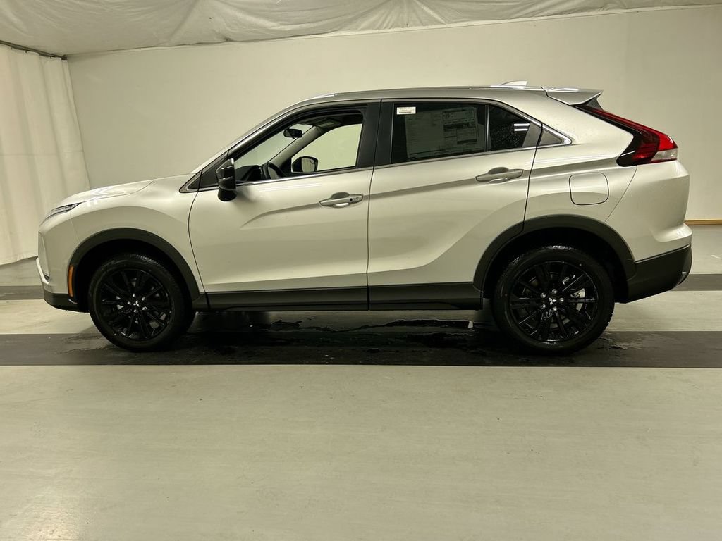 New 2026 Mitsubishi Eclipse Cross LE AWD/4WD image 6
