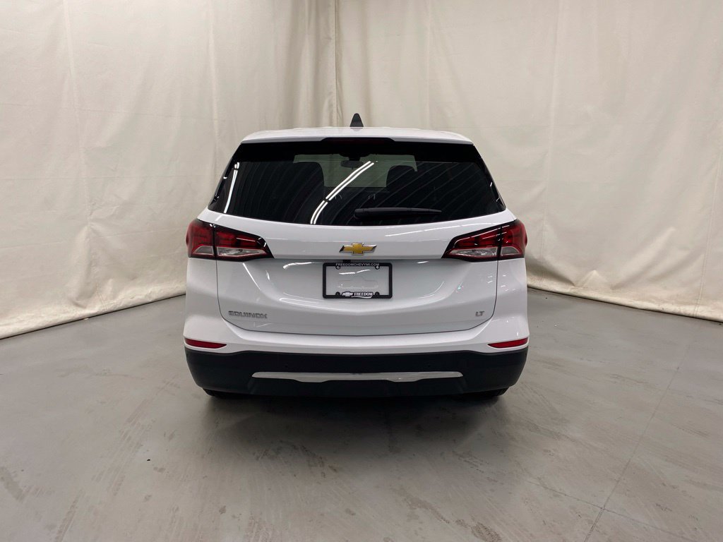 Used 2024 Chevrolet Equinox LT w/ LPO, Floor Liner Package FWD image 7