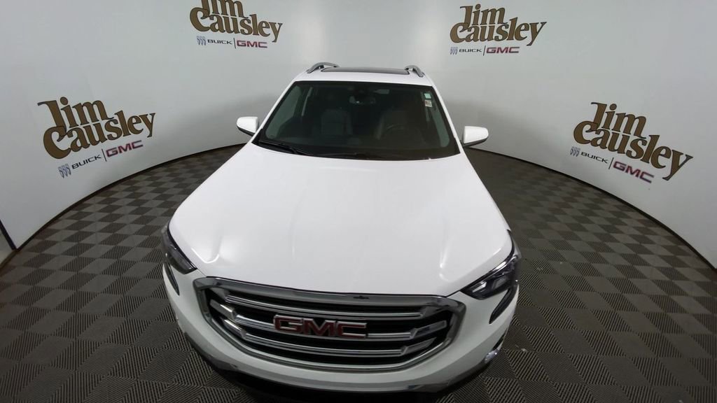 Used 2021 GMC Terrain SLT w/ Infotainment Package II image 3