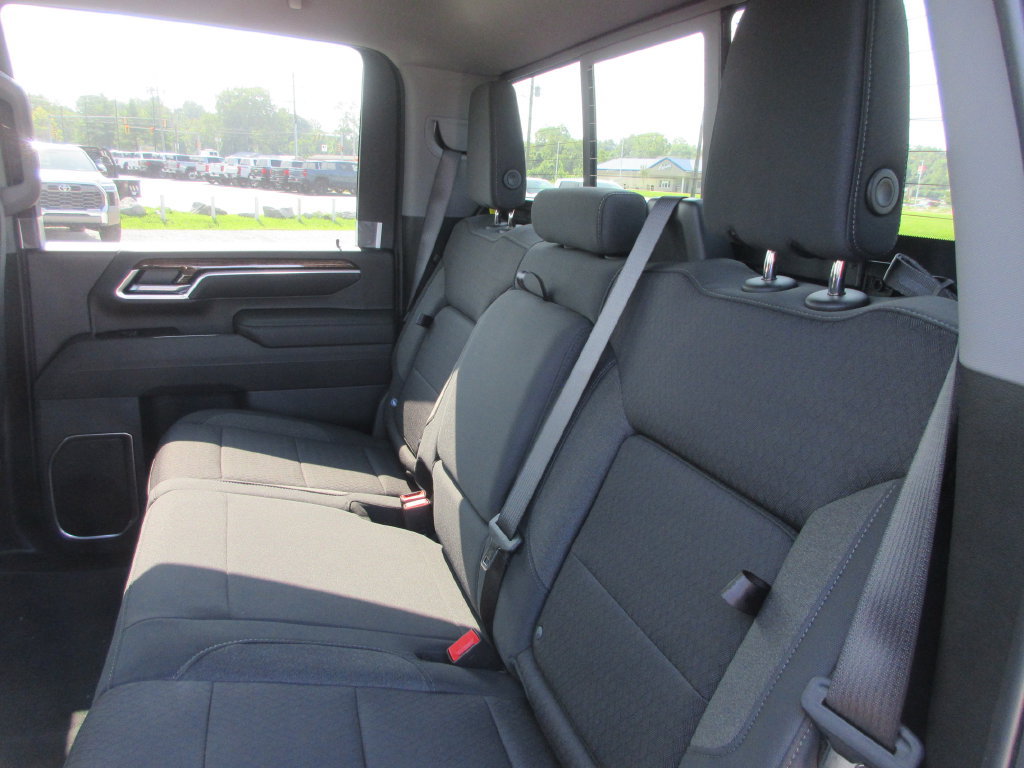 New 2026 GMC Sierra 2500 SLE w/ SLE Value Package; AWD/4WD image 14