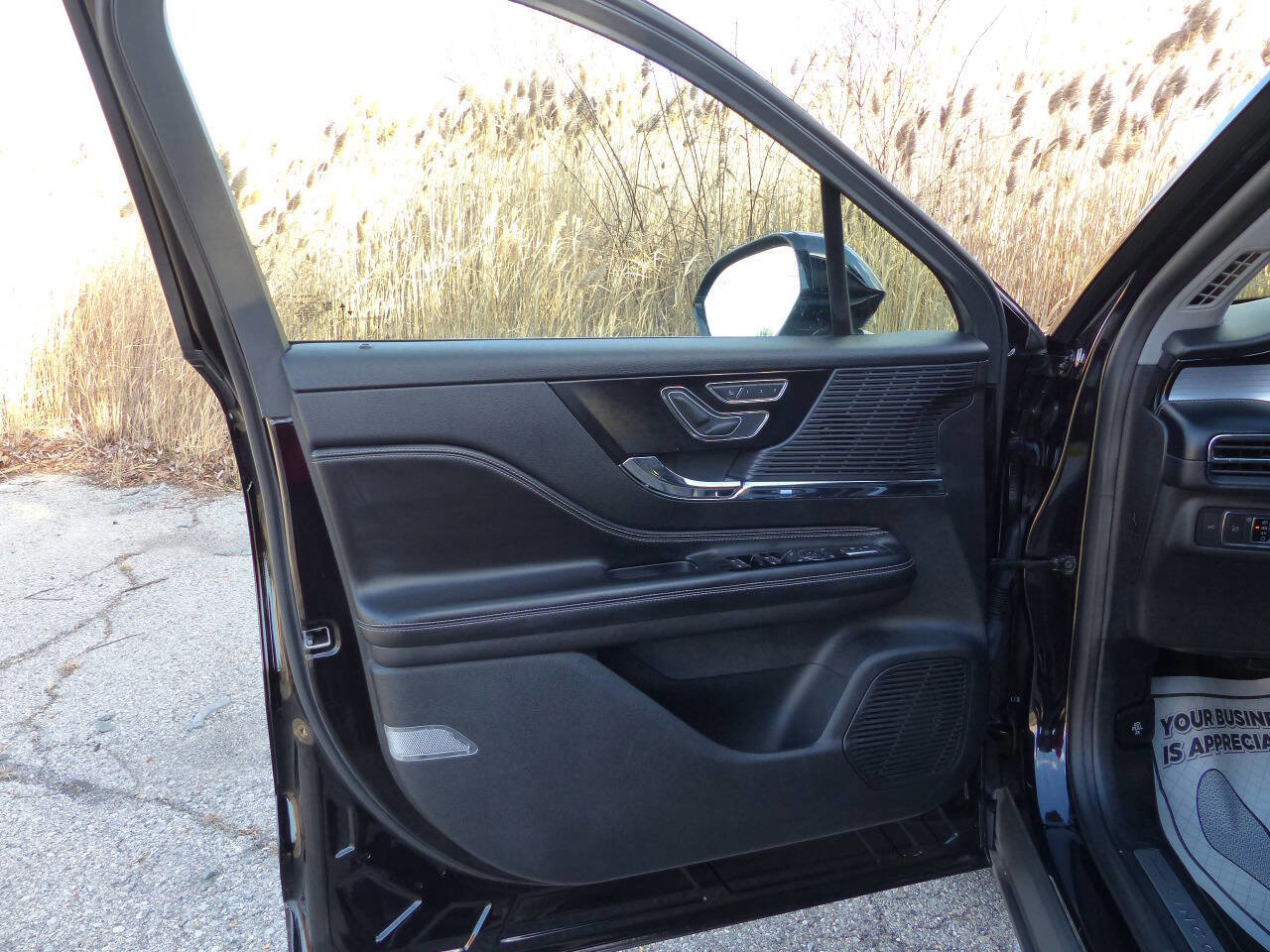 Used 2020 Lincoln Corsair Standard 4dr SUV image 19
