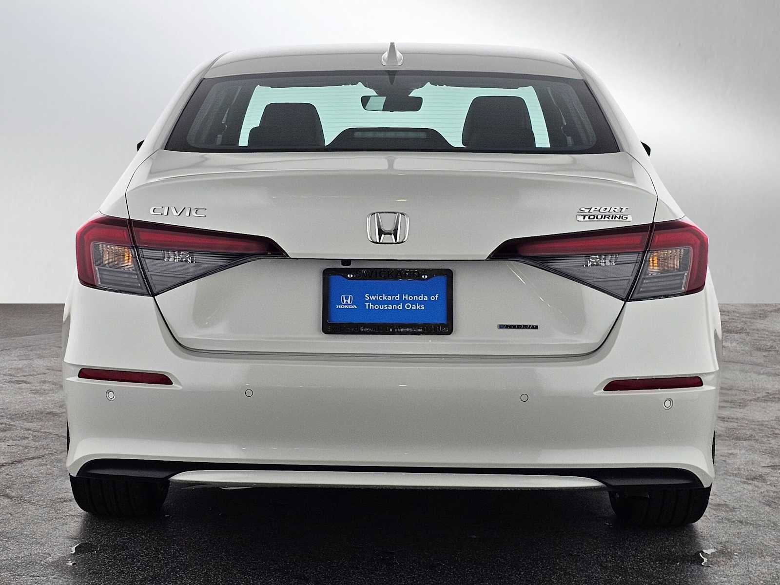 Used 2025 Honda Civic Sport Touring image 4