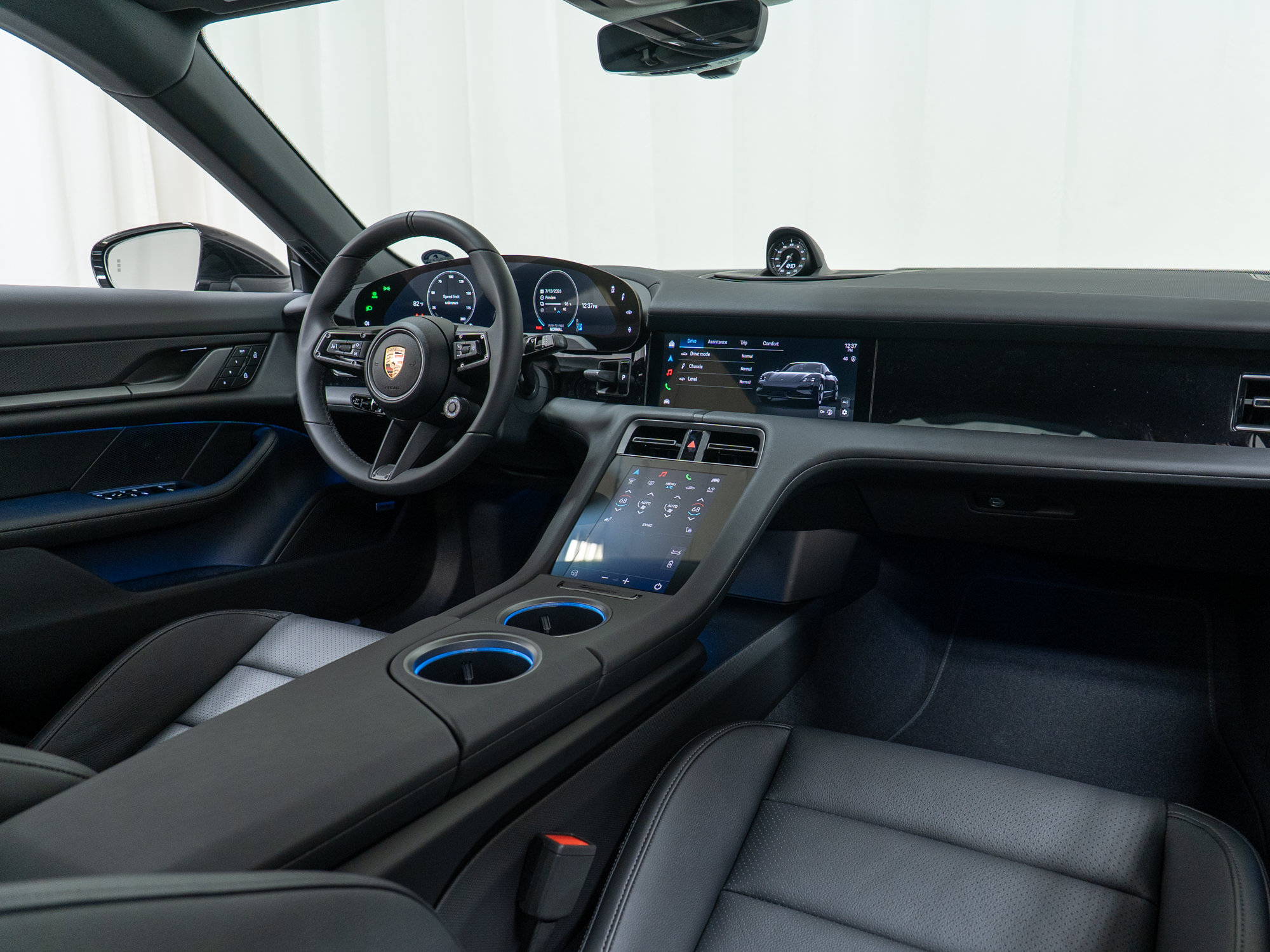 New 2026 Porsche Taycan 4S AWD/4WD image 18