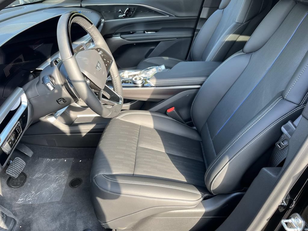 New 2026 Cadillac Lyriq Sport AWD/4WD image 18