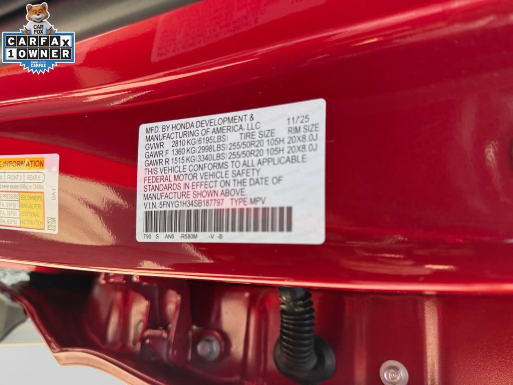 Used 2025 Honda Pilot Sport image 31