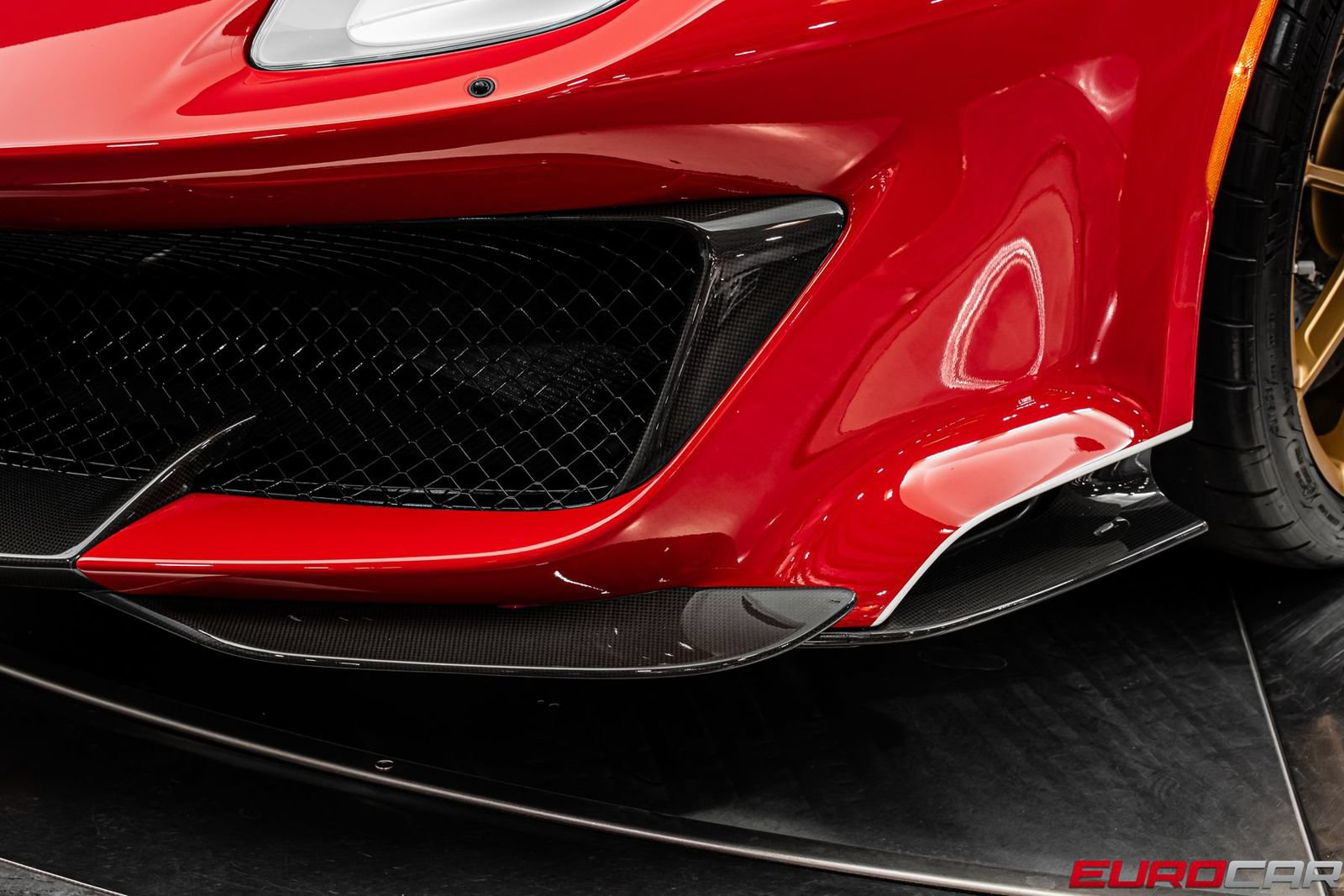 Used 2020 Ferrari 488 Pista Coupe RWD image 15