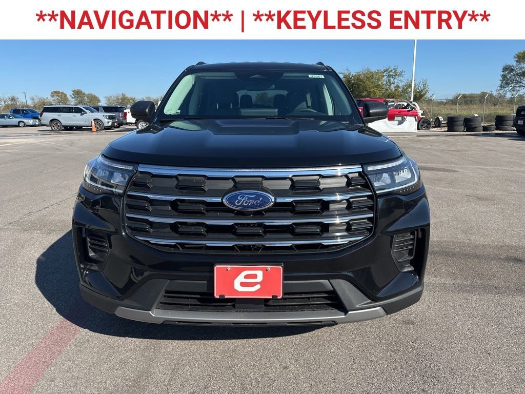 New 2026 Ford Explorer Active image 2