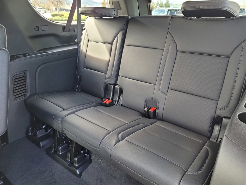 New 2026 GMC Yukon XL Denali image 9