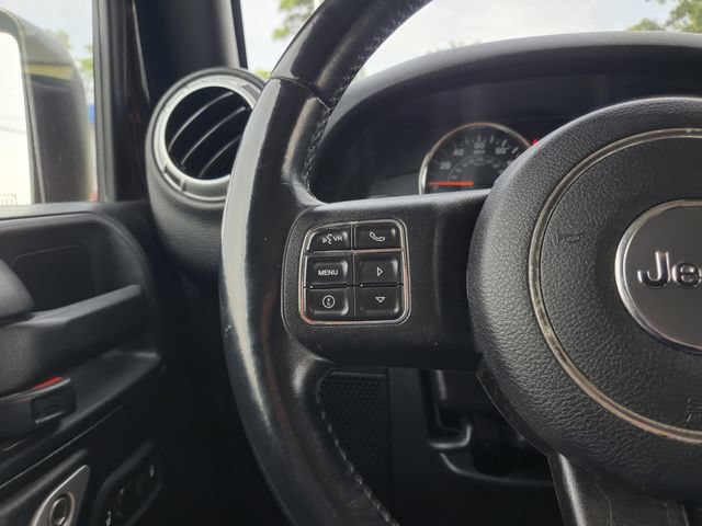Used 2016 Jeep Wrangler Unlimited Sahara w/ Dual Top Group AWD/4WD image 11