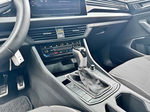 Used 2025 Volkswagen Jetta Sport image 13