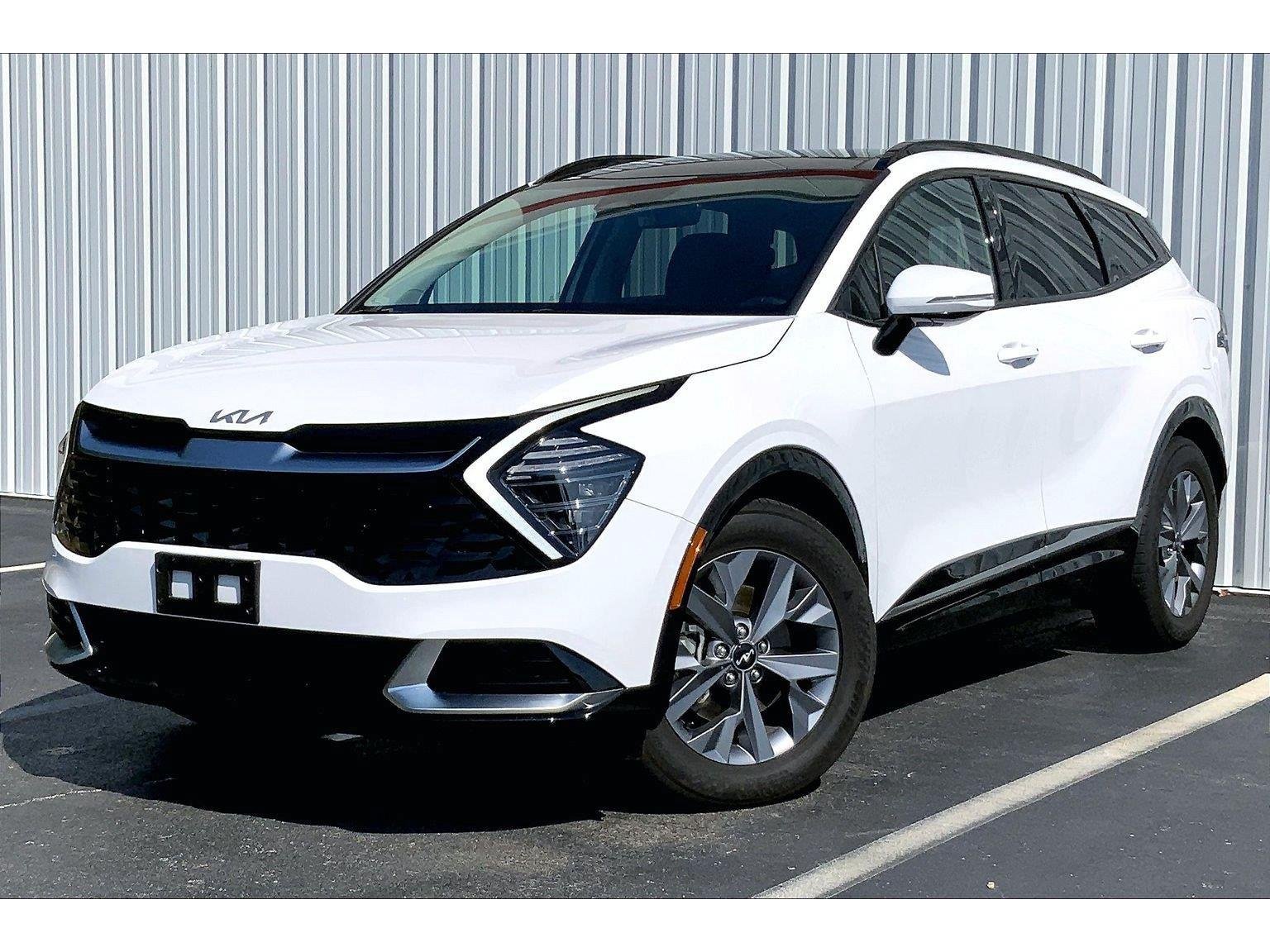 Used 2025 Kia Sportage SX