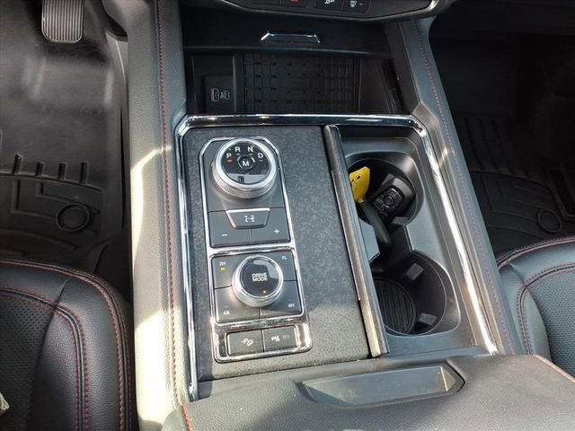 Used 2023 Ford Expedition Limited image 25