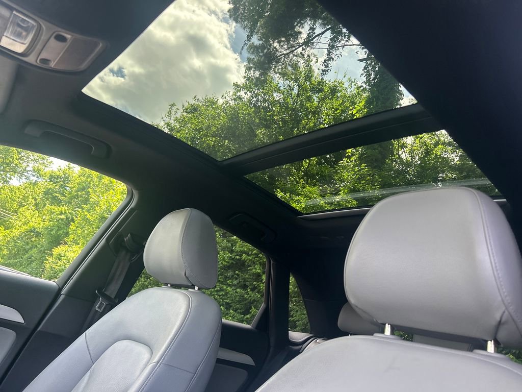 Used 2018 Audi Q3 2.0T Premium AWD/4WD image 26