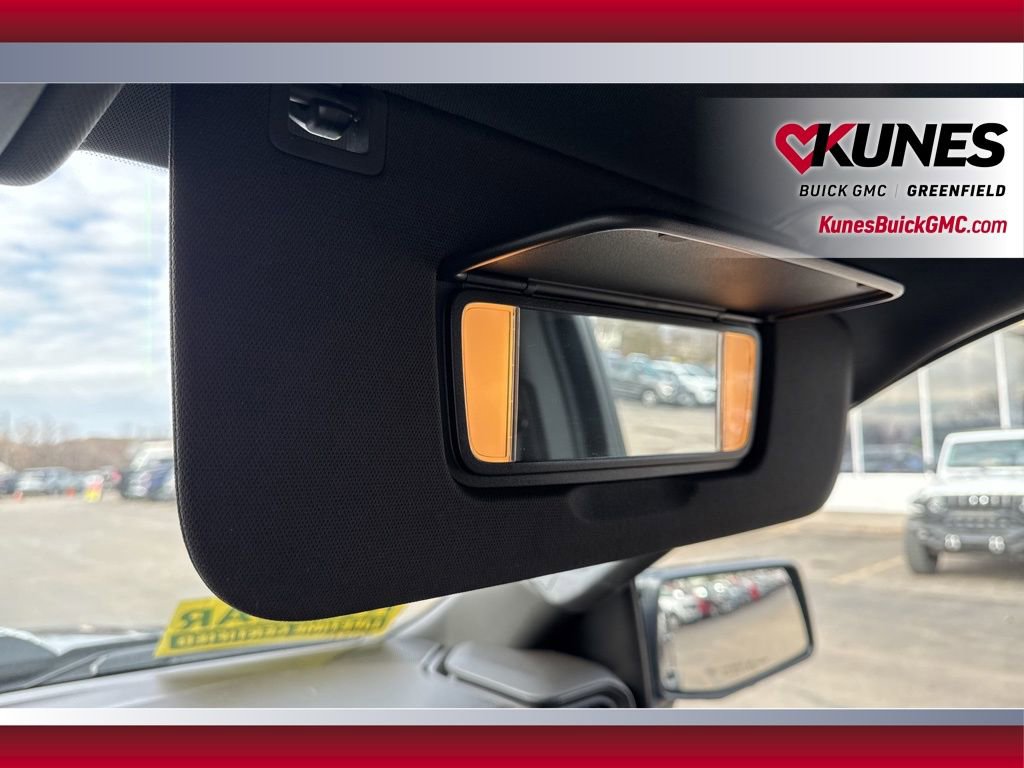 Used 2023 Chevrolet Silverado 1500 ZR2 w/ Technology Package image 36