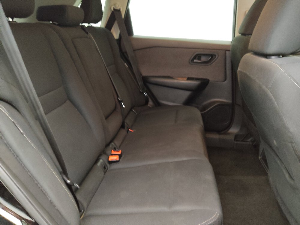 Used 2023 Nissan Rogue S FWD image 19
