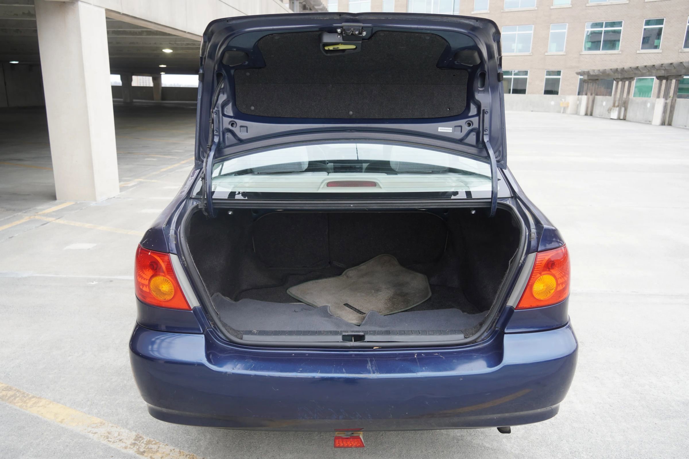 Used 2003 Toyota Corolla LE image 19