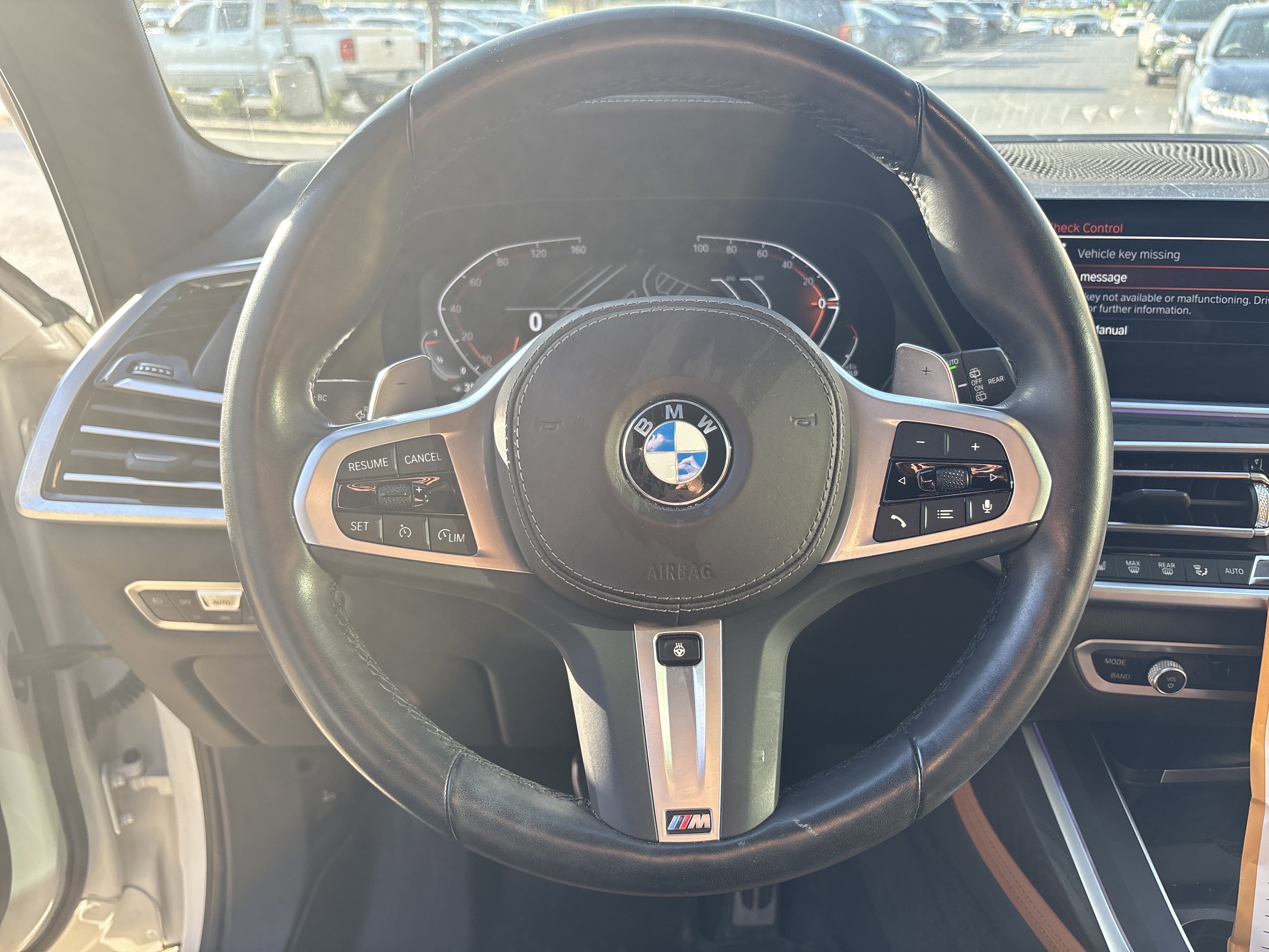 Used 2022 BMW X7 xDrive40i w/ M Sport Package image 18