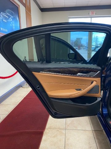 Used 2018 BMW 530i w/ Premium Package image 14