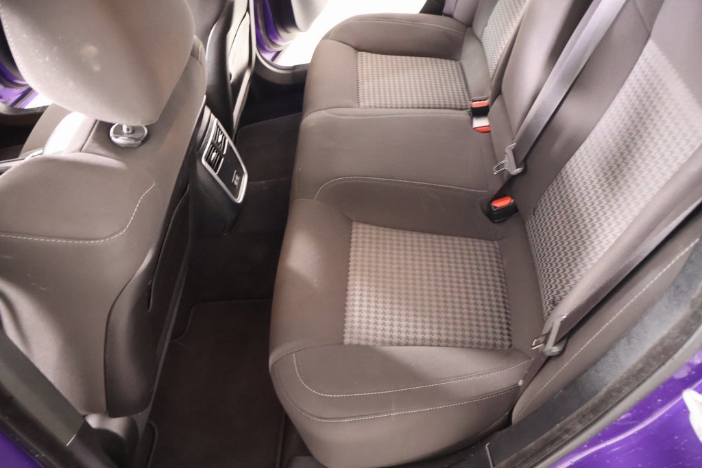 Used 2023 Dodge Charger R/T w/ Navigation & Travel Group image 13