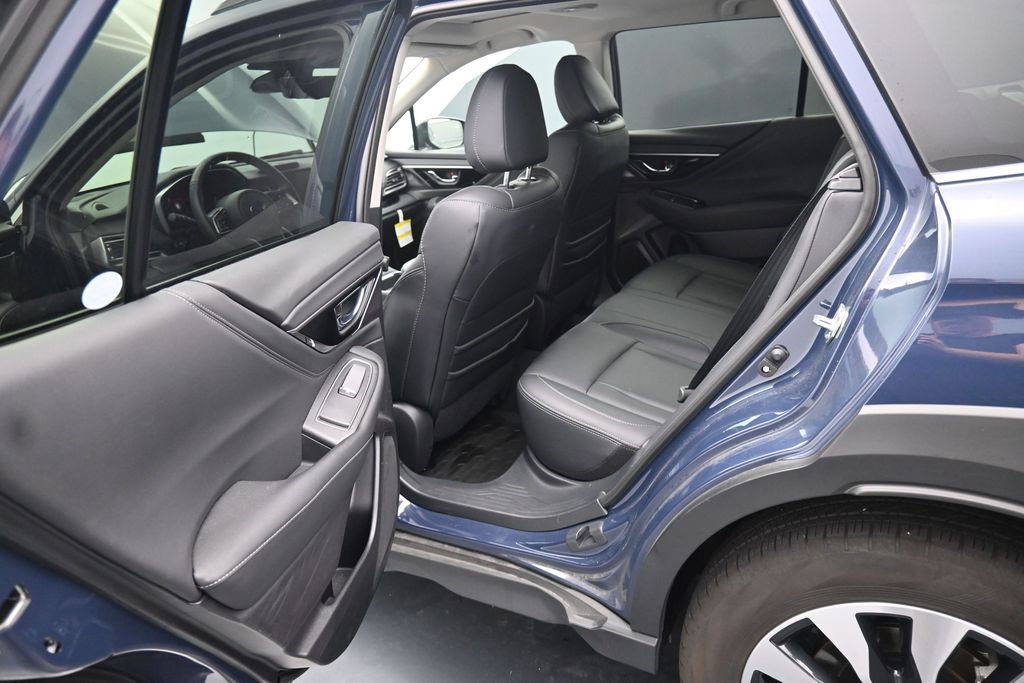 Used 2024 Subaru Outback Touring XT AWD/4WD image 21