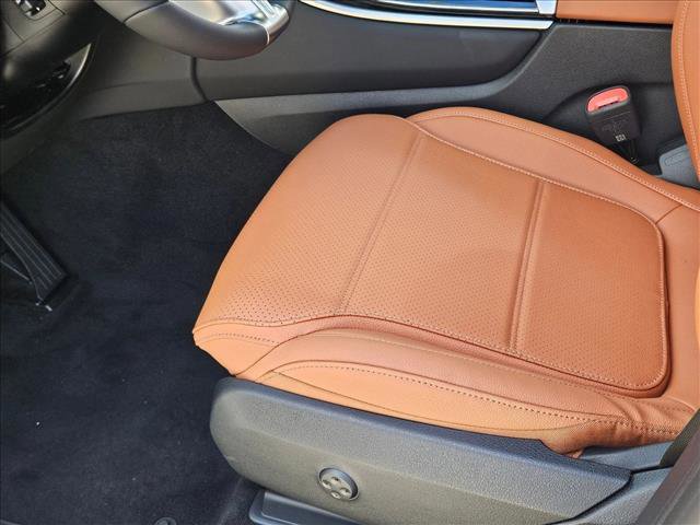 New 2026 Mercedes-Benz GLC 350e 4MATIC image 4