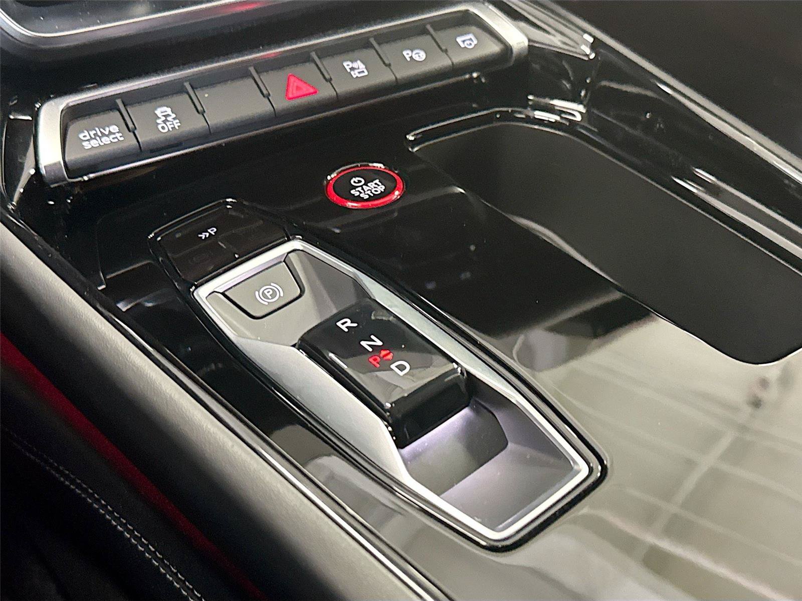 Used 2023 Audi RS e-tron GT w/ Carbon Performance Package AWD/4WD image 17