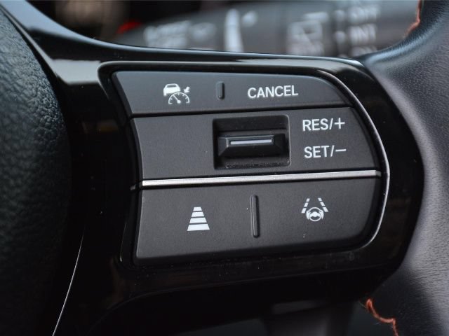 Used 2025 Honda Pilot Sport image 35
