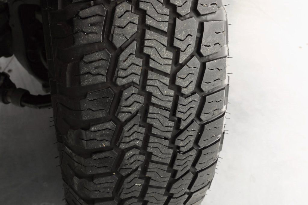 Certified 2021 Jeep Gladiator Sport image 36