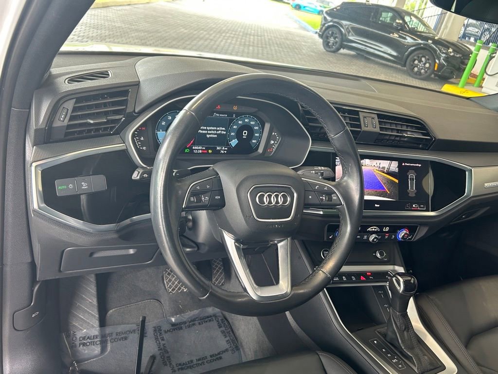 Used 2023 Audi Q3 2.0T Premium image 35