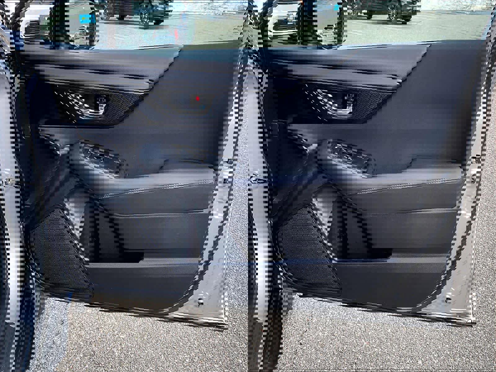 Used 2024 Subaru Outback Premium image 12