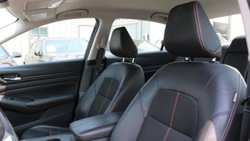 Used 2020 Nissan Altima 2.5 SR FWD image 9