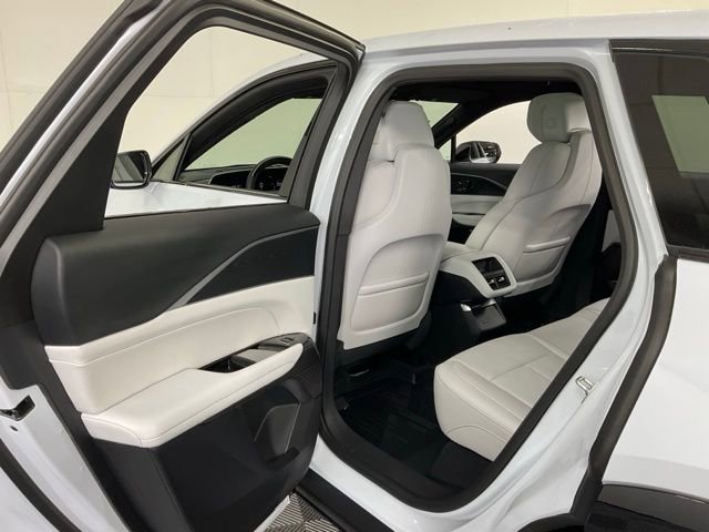 New 2026 Cadillac Lyriq Sport image 32