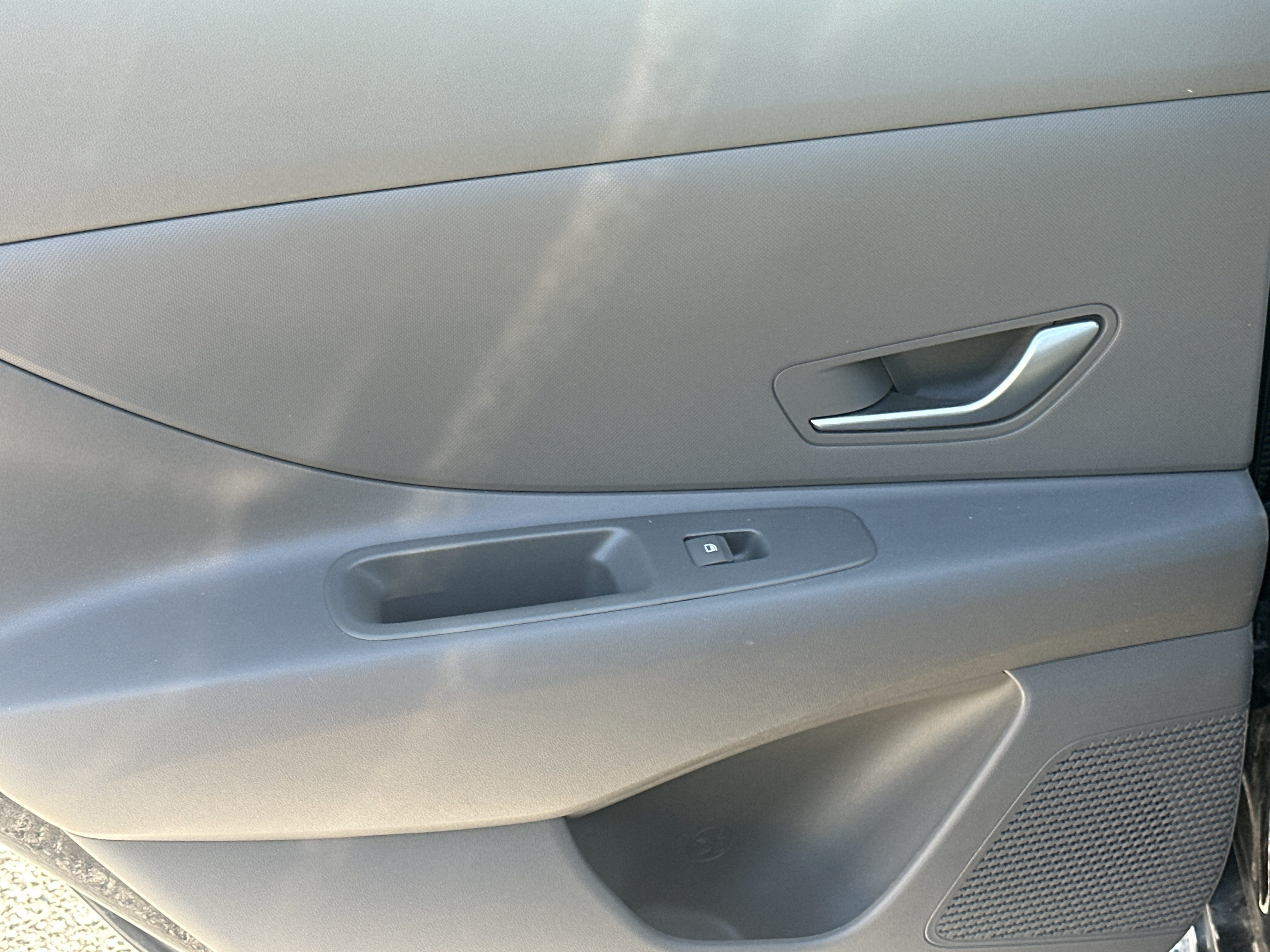 Used 2024 Hyundai Elantra SEL FWD image 21