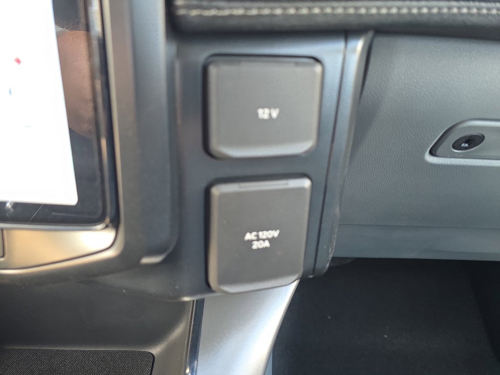 New 2025 Ford F150 Lightning Flash image 33