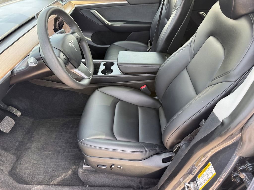 Used 2023 Tesla Model Y Long Range image 10